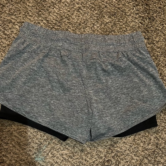 Avia shorts gray and black - Picture 2 of 3